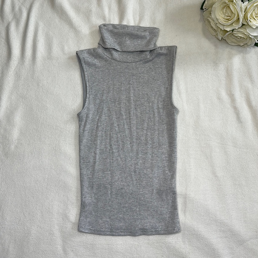 ARDENE grey ribbed knit top SIZE XS